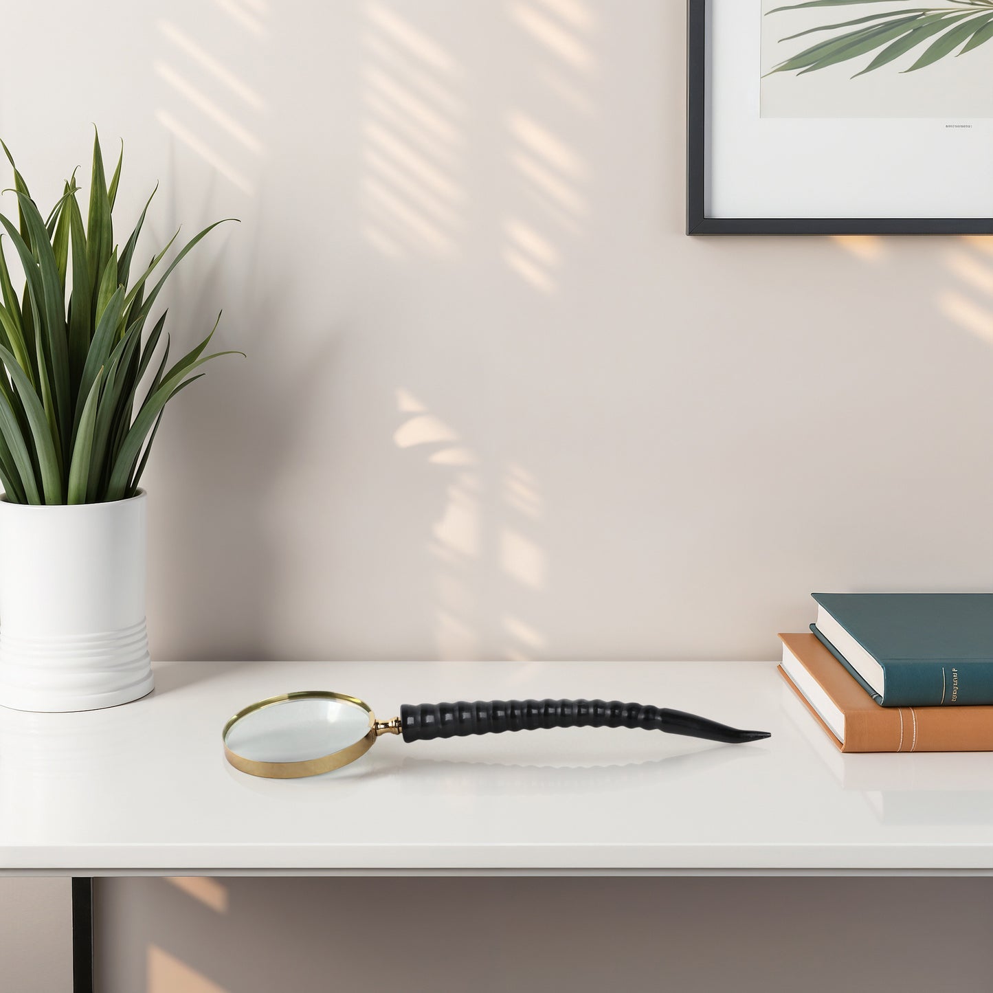 Decorative Magnifying Glass Object Glass Metal Stone Buffalo Horn Sculpted Handle Modern Transitional Home Office Bedroom Living Room Decor - 1" Black